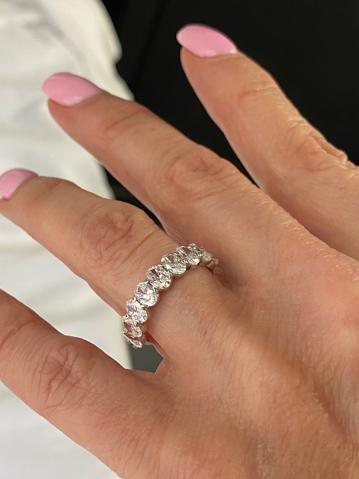 2.25 CT Coupe Ovale Labo Grown Diamant Demi Éternité Anneau de Mariage 14k Or Item image 14