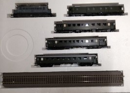 Roco HO Special Train Set Deutsche Reichbahn Epoche IIe E44 Loco &amp; 4 cars. - £519.58 GBP