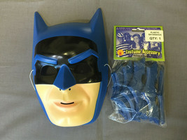DC COMICS CHILD SIZE BATMAN PVC MASK &amp; 12 PLASTIC BATARANGS COSTUME ACCE... - $12.82