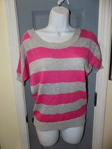 LEI Gray/Rose Pink SS Sweater Size M Women&#39;s NWOT - £16.56 GBP