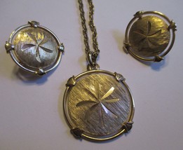Etched Flower Necklace and Earrings Vintage - £9.87 GBP
