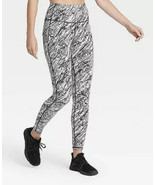NWT Women&#39;s All in Motion Black Marble Premium High-Waisted Leggings Sz XXL - $32.48 CAD
