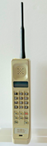 Vtg Motorola Pac Tel Cell Phone 1993 Thick Brick Dynatac 8000M w/ 2 Batteries - £905.01 GBP