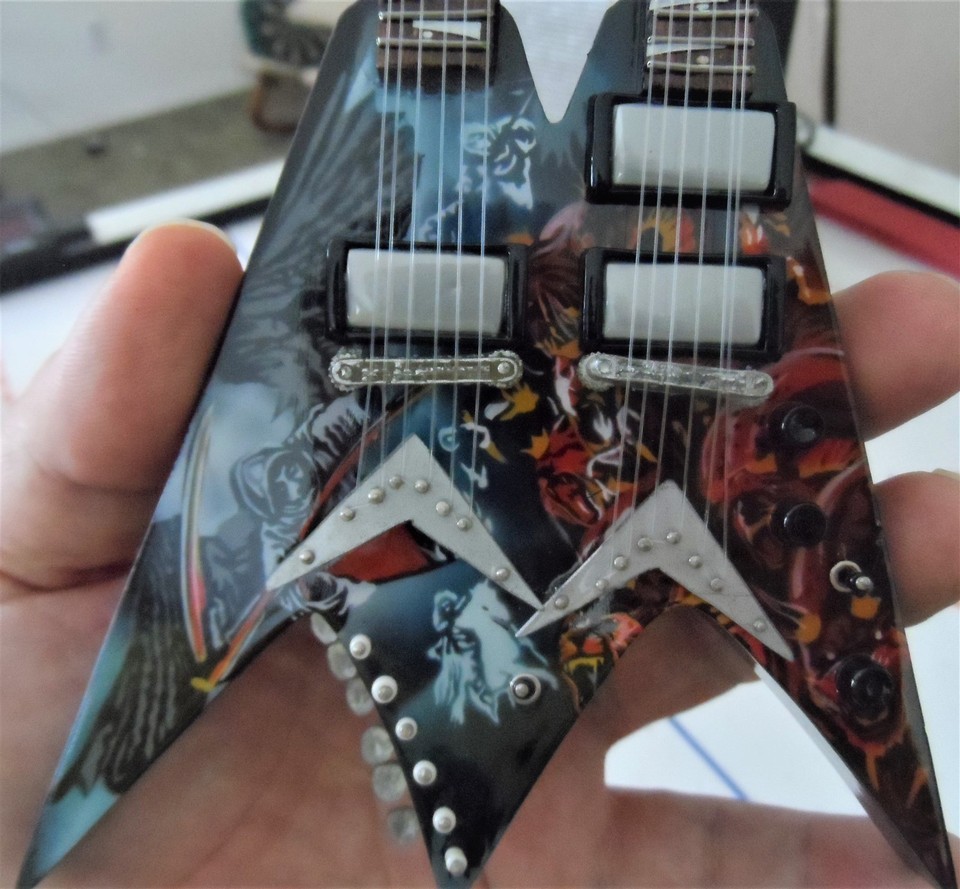 DAVE MUSTAINE - Dean V Double Neck Diadem Signature 1:4 Scale Replica Guitar~New Item image 2