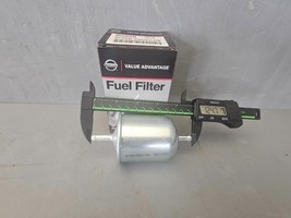 1 Genuine Gasoline Gas Fuel Filter For Nissan Frontier Pathfinder Maxima... - $237.18 MXN