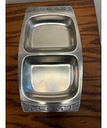 Stainless steel relish tray flower edges - $498.99 MXN