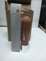 R.e.m. Beauty On Your Collar Plumping Lip Gloss, AWAY MESSAGE, 0.28 fl o... - $217.88 MXN