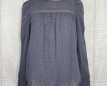 Universal Threads gray long sleeve top w/lace trim, Women&#39;s Size Small - £15.42 GBP