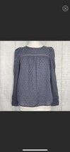 Universal Threads gray long sleeve top w/lace trim, Women&#39;s Size Small - £15.23 GBP