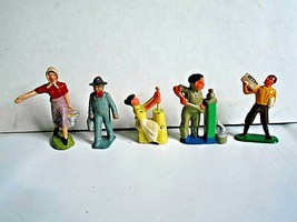 5-Vintage 0/027 scale Metal Women &amp; Men Figures for Village Layout - £12.65 GBP