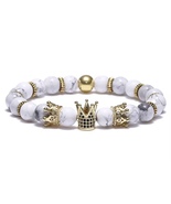 Luxury Marble Beaded Bracelet with Gold Crown Charms, White and Gold - €9,41 EUR