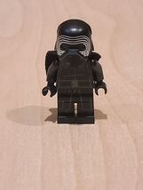 LEGO Kylo Ren Minifigure w/ Helmet &amp; Head 75104 75139 Star Wars Command ... - $546.25 MXN