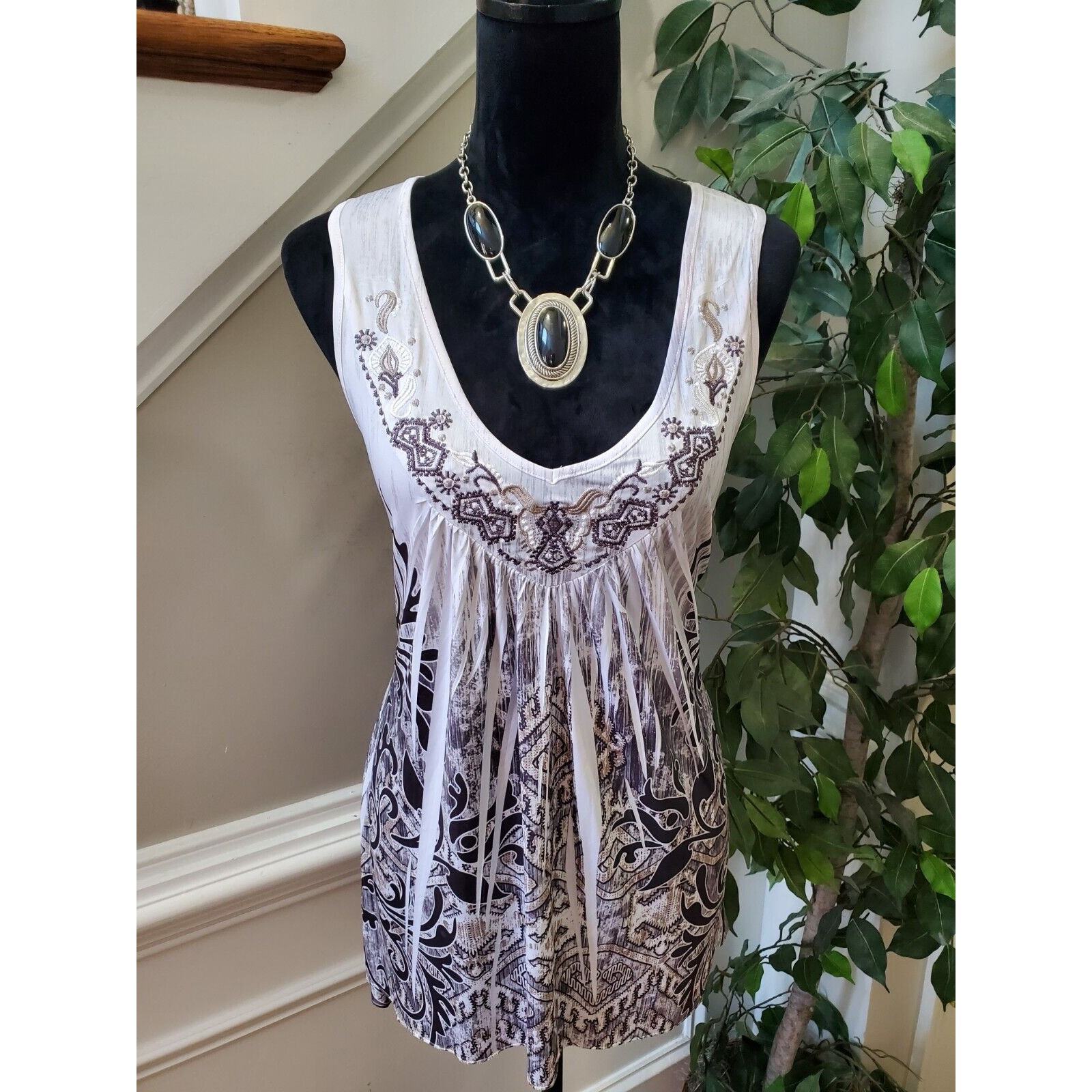 One World Women's White & Black Polyester V-Neck Sleeveless Casual Top Blouse L Item image 5