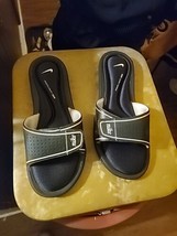 Nike 360883-011 Comfort footbed slides sandals black &amp; white size 10 - £11.27 GBP