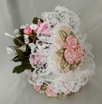 Lovely Lacey Pink/White Rose Floral Arrangement Centerpiece in Santini Heart Box - £31.42 GBP