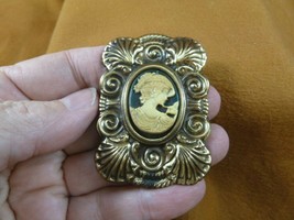 (CS4-34) SAUCY HAT woman green + ivory CAMEO Jewelry brooch pendant Necklace - £23.29 GBP
