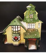 DEPT 56 #50920 “Village Resort Lodge” 1987 W/ Working Light - Original Box - $44.54