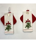 Mistletoe 2 Dish Towels and 2 Potholders Grip Strips Christmas Print Hol... - £10.91 GBP