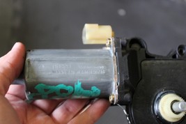 99 BMW RIGHT PASSENGER SIDE WINDOW MOTOR BOSCH  C263 image 6