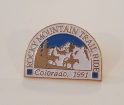 Colorado Rocky Mountain Trail Ride Souvenir Travel Lapel Hat Pin Rockies 1991 - £13.26 GBP