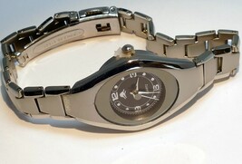 Ladies Black/Silver Tone Quartz Arabic Numerals Watch - Needs Battery - $20.81