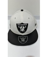 Raiders New Era Black/white NFL Fitted 7 5/8” Flat Bill Ball Cap - $1,090.57 MXN