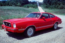 1974 Ford Mustang II hatch 5 liter | 24x36 inch POSTER | vintage classic car - £16.13 GBP