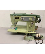 Vintage Alder Belvedere Sewing Machine w Foot pedal &amp; Light 330-0 - $929.52 MXN