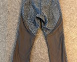 Lululemon Blue/Black Lace Mesh Cropped Capri  Leggings Women&#39;s Size 6 P3... - $24.69