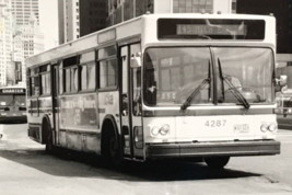Chicago Transit Authority CTA Bus #4287 Route 145 Michigan Express B&amp;W Photo - £7.42 GBP