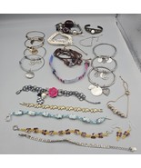 Bracelet Lot 20 pc Crystal Milk Glass Wrap Bangle Slider Costume Wearable - $557.69 MXN