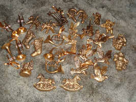 Gold Plastic Ornaments, 28 In Collection, Has An Antique Look To Them (Ebay 3) - £11.64 GBP