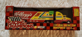 Terry Labonte #5 Racing Champions 1:64 Scale Racing Team Transporter 1996 Ed. - £10.21 GBP