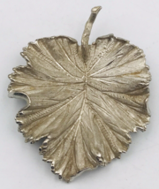 Vintage BSK Silver Tone Large Textured Detailed Leaf Brooch Pin 2.25&quot; x 3&quot; - £9.72 GBP