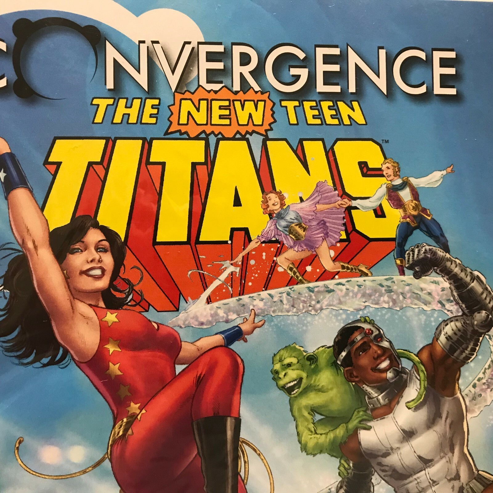 2015 DC Comics Convergence The New Titans #1 Item image 3