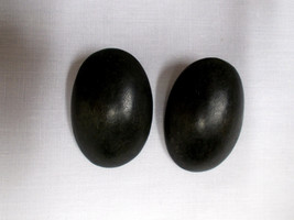 New Rich Black Color Real Wood Oval Cameo Shaped Stud Post Pierced Earrings - £6.37 GBP