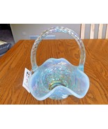 FENTON IRIDESCENT BLUE SCALLOPED BASKET WAVE DIAMOND PATTERN 7&quot; wide x 7... - $518.79 MXN