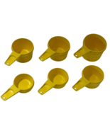 Vintage 1970&#39;s Tupperware Measuring Cups Set of 6 Yellow 1/4cup-1cup - $28.49