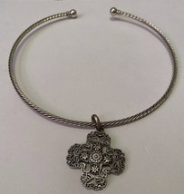 Premier Designs &quot;Kindred Cross&quot; Charm w. necklace Antique silvertone. Retired. - £27.52 GBP