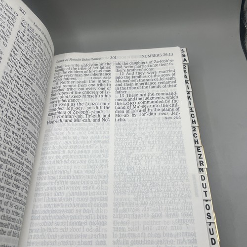 The Holy Bible kJV  Super Giant Print Edition 2017 Holman Item image 10