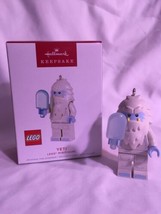Hallmark 2022 LEGO Yeti Minifigure Abominable Snowman Monster Popsicle Ornament - £20.06 GBP