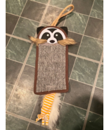 Rowdy Rascal Hanging Carpet Cat Scratch Pad Toy w/Sound *Pre-Owned/No Pa... - $16.63 CAD
