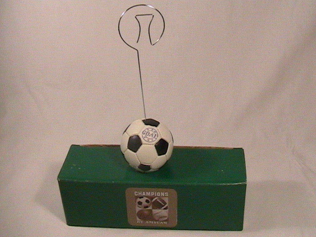 [G6] *NEW*  REAL TIME SPORTS  Soccer photo clip By AMSCAN