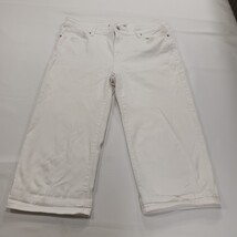 Women's White Denim Mid-Rise Cropped Jeans Measured Size (32×20) image 13