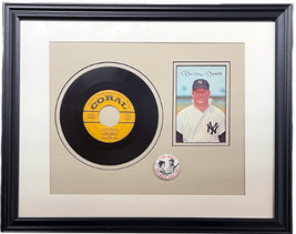 Mickey Mantle Original 1956 Coral Record 45RPM /Vintage Pin/4x6 Photo Custom Fra - £97.50 GBP