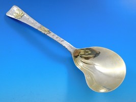 Lap Over Edge by Tiffany Sterling Silver Kidney Berry Spoon applied Bug &amp; Leaves - £3,665.07 GBP