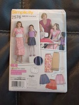 Simplicity 2576 Learn to Sew Girls Pull-On Skirt Sewing Pattern Size 7-1... - £9.75 GBP