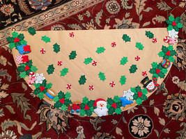 Bucilla Christmas Toys Wreath Kit Felt Embroidery Santa Gift Train Snowman Skate - £28.73 GBP