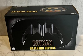 NECA 1989 BATMAN Batarang Replica w/ Stand Brand New in Box 2021 - £22.03 GBP