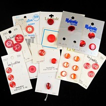 26 Vintage Red Buttons on Cards, 1960s-80s Sewing Notions Lot, Unused, JRB - $369.78 MXN